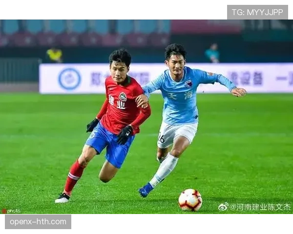 智利队防线稳固表现稳健，为胜利奠定坚实基础